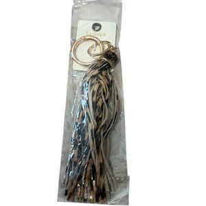 Love Elegant Black and Tan Tassel Key Holder